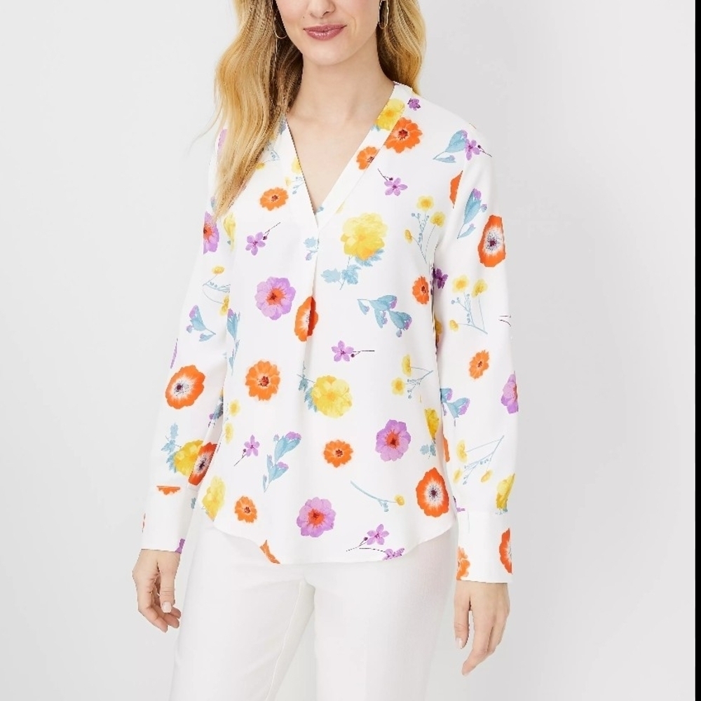 Ann Taylor White Fitted Blouse.Size S